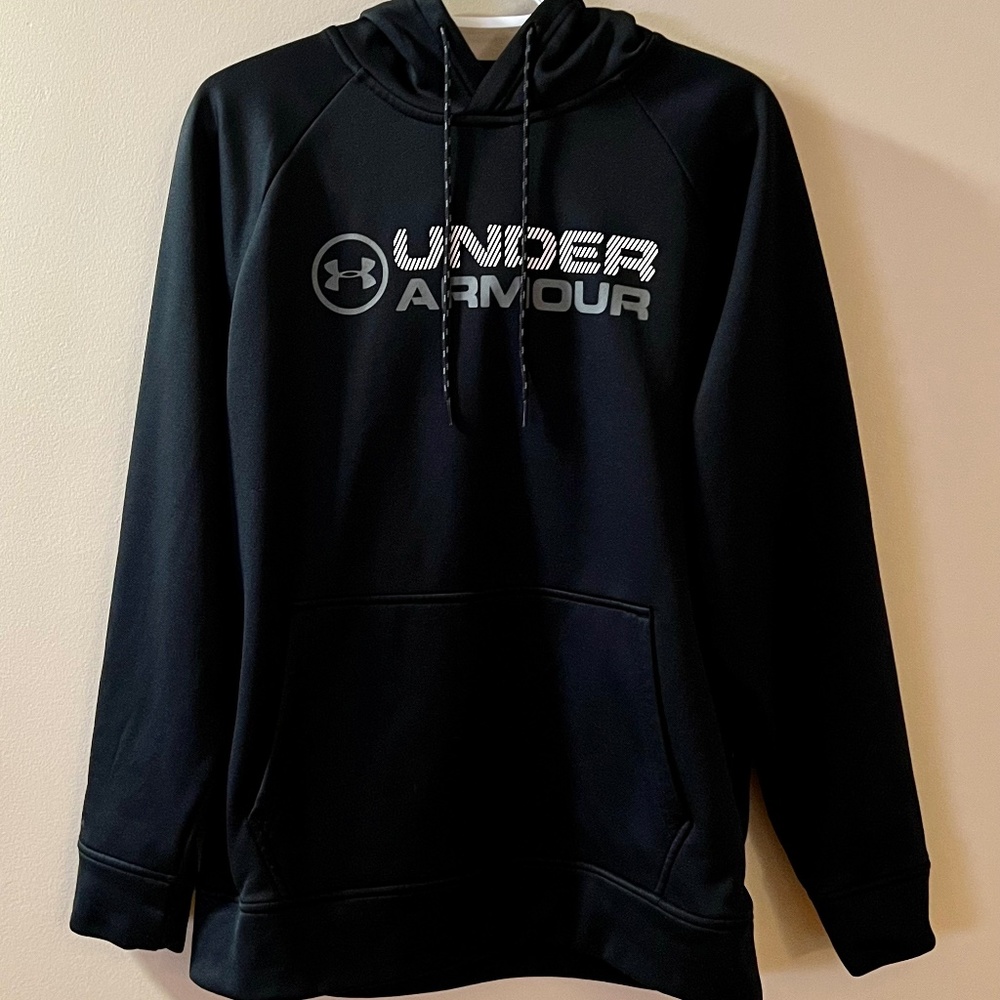 Men's Small Under Armour Black Hoodie